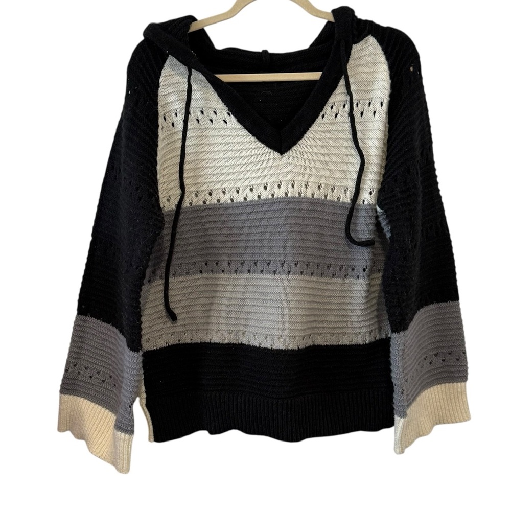 Shein Curve 1XL Black White Gray Color Block Knit Hoodie Long Sleeve Sweater